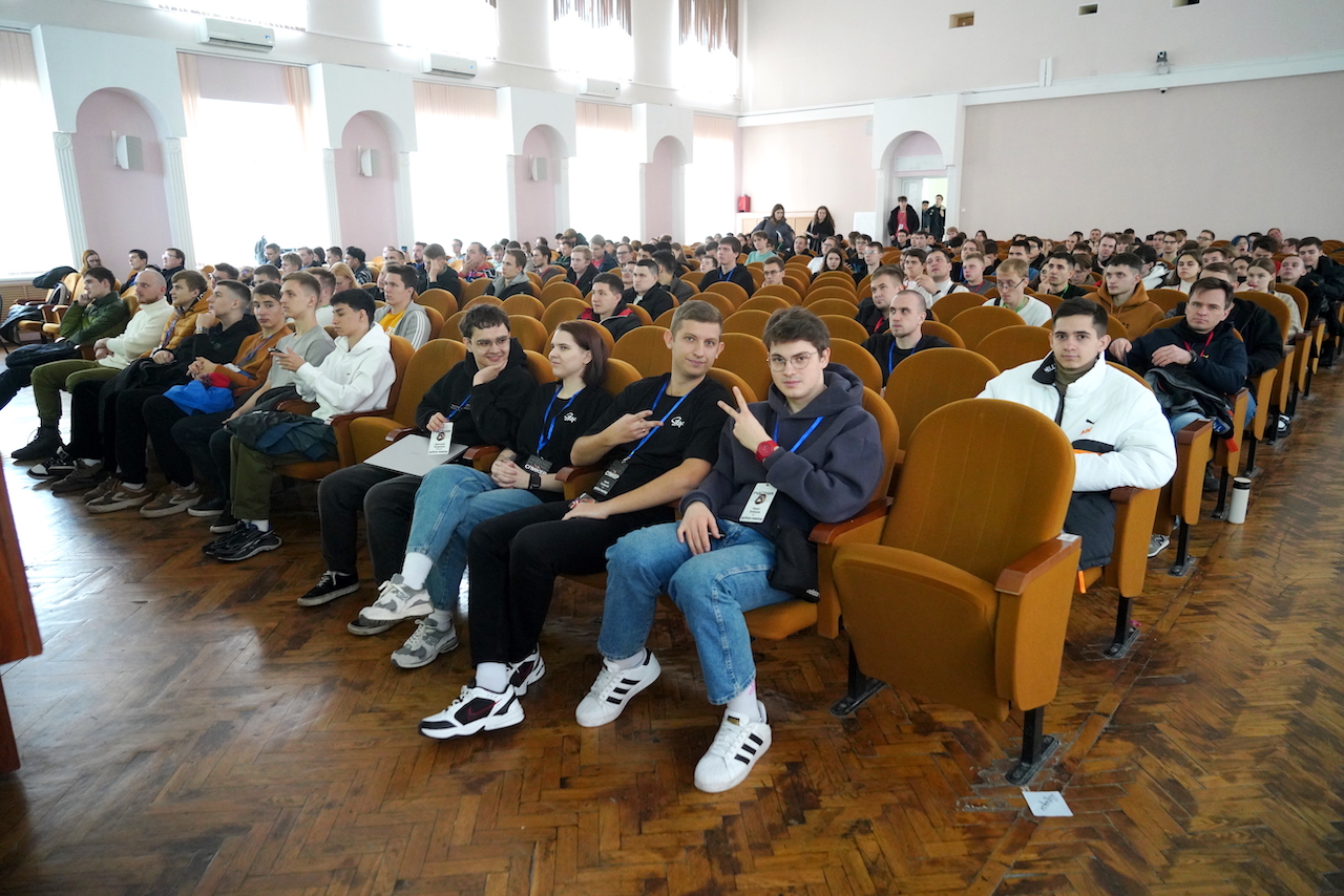 Офлайн Python meetup про большие проекты в ВГУ